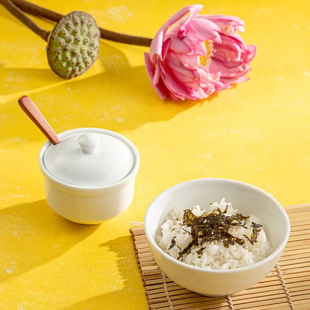 Mini-casserole-dish-with-lid-3 Personal-sized baking dish for appetizers