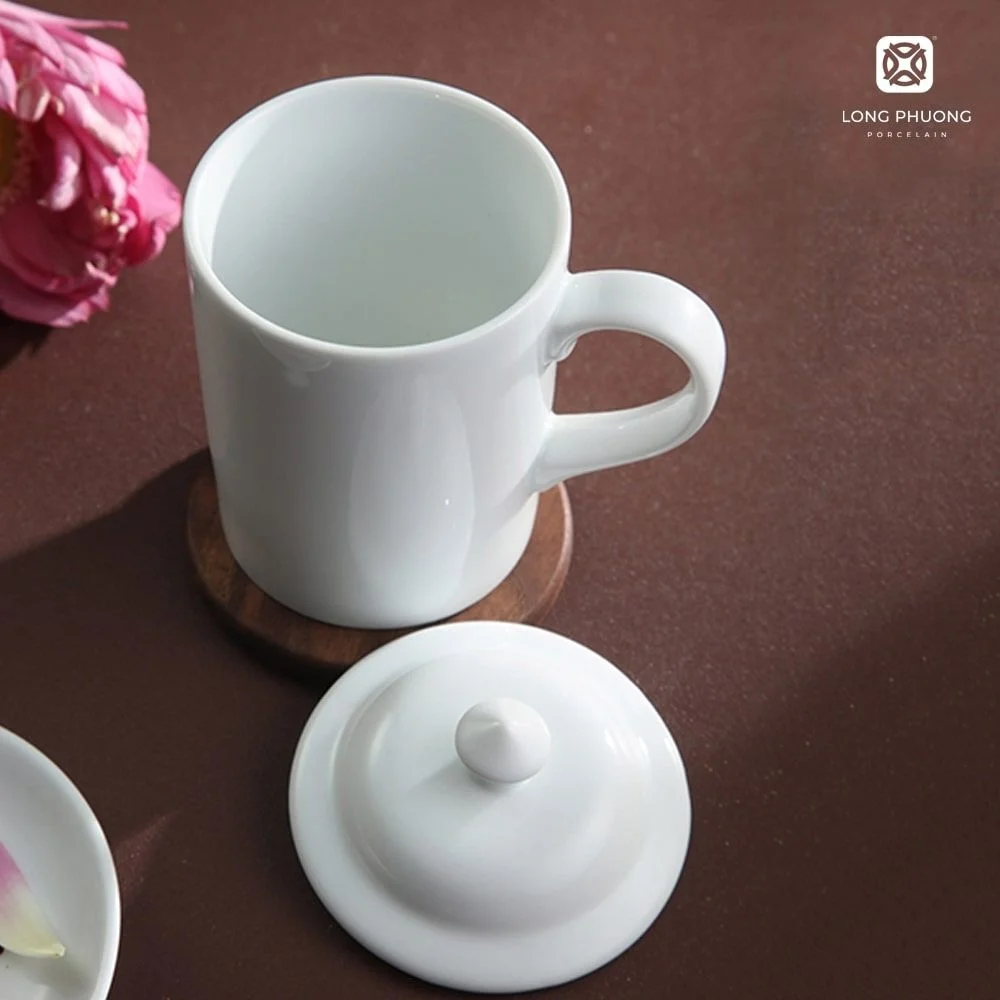 Porcelain-coffee-mug-with-lid (3) porcelain white mug with lid