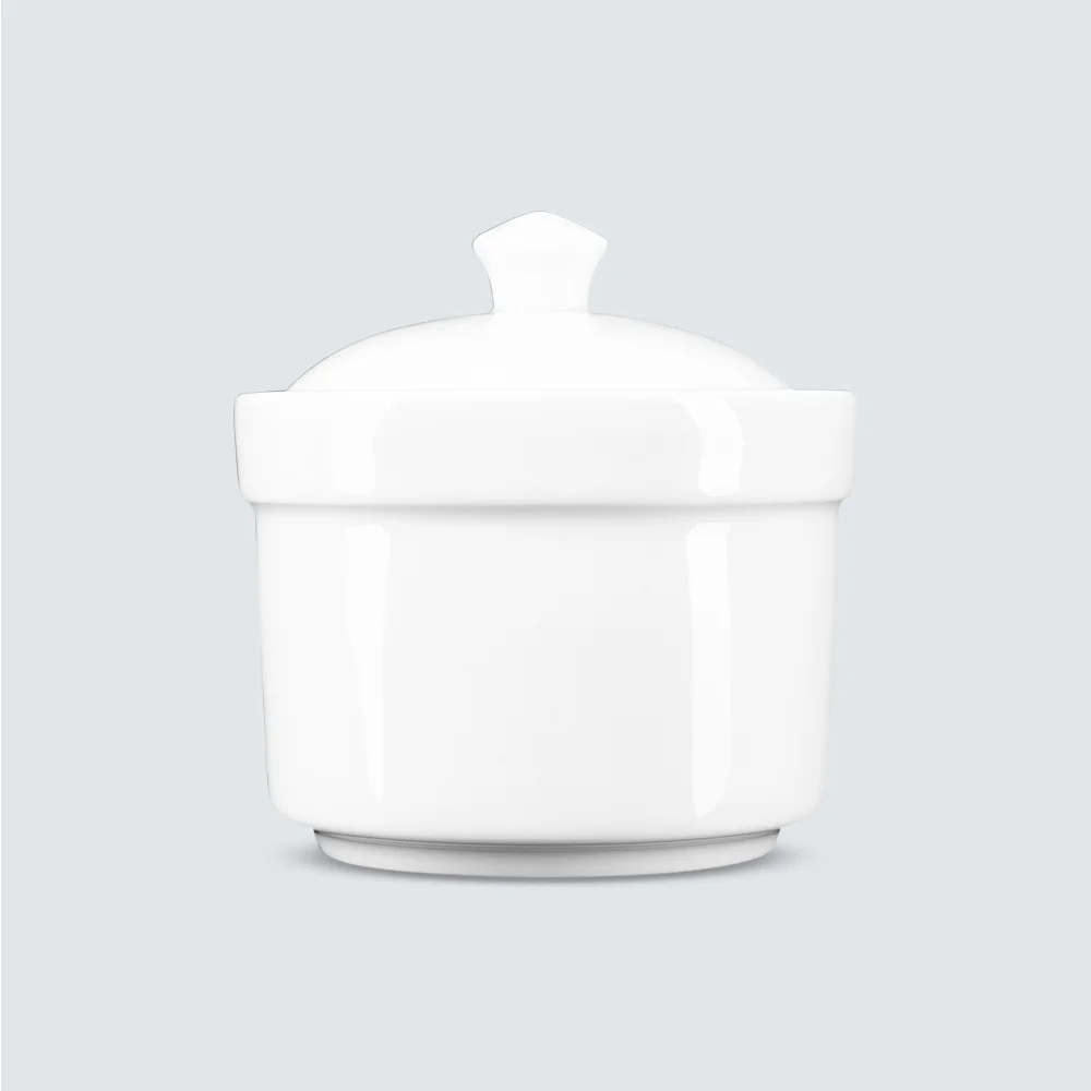 Small casserole dish with lid