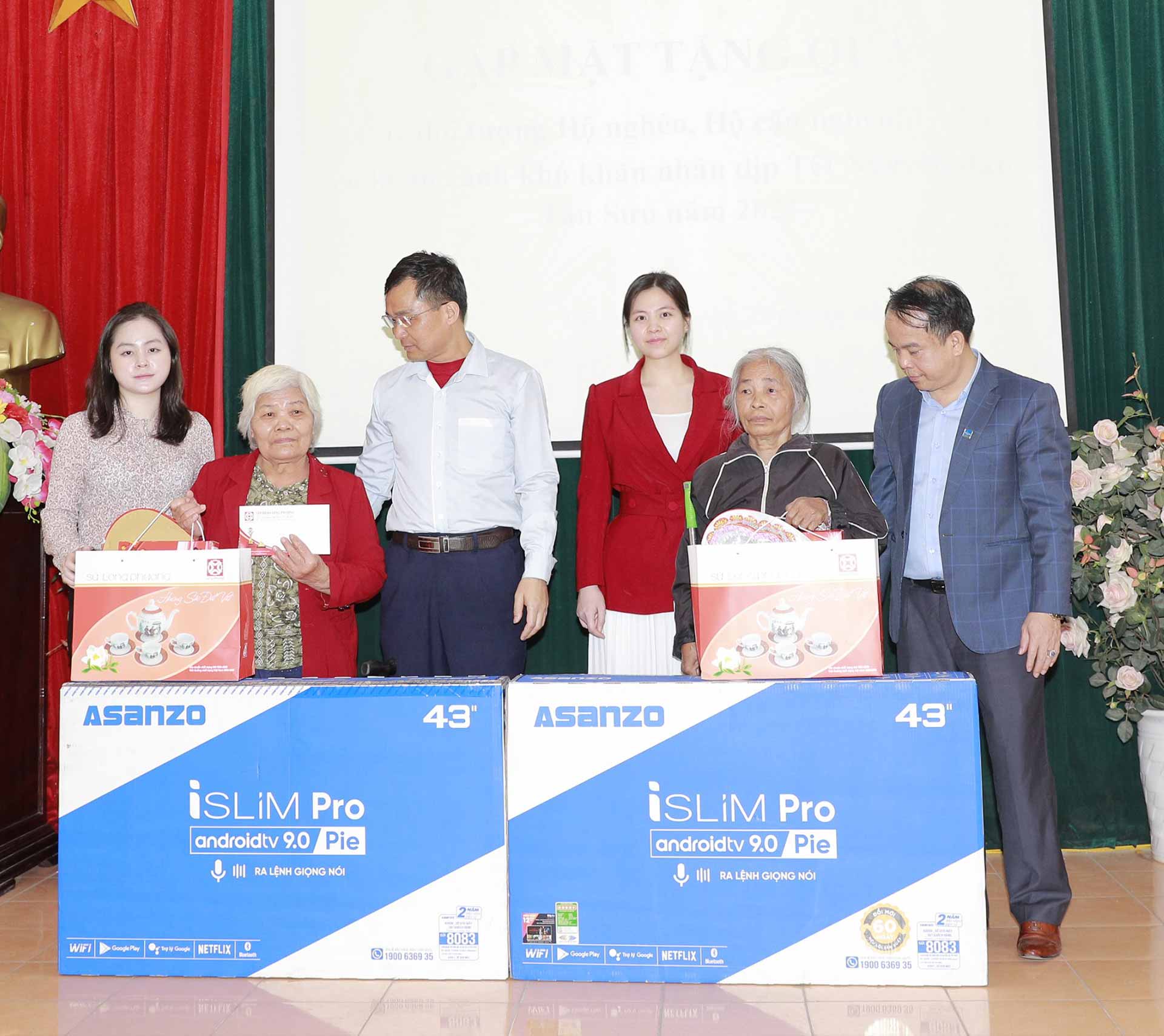 Long Phuong Company donated TV